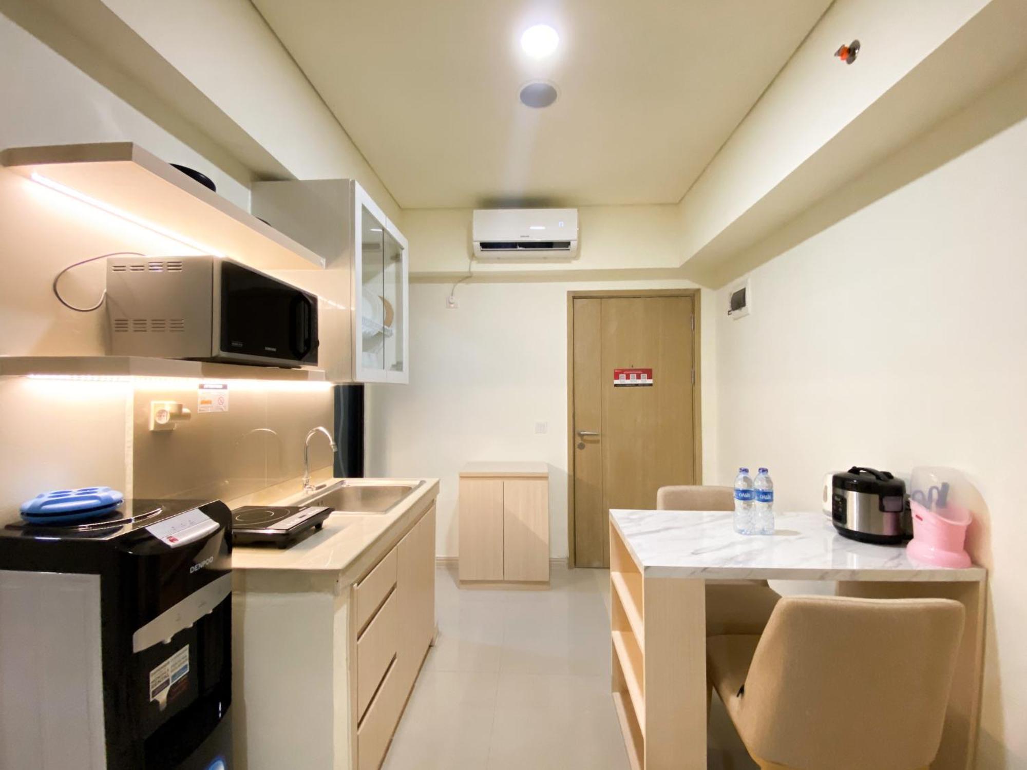 Best Homey And Modern 2Br At Meikarta Apartment By Travelio Cikarang Luaran gambar